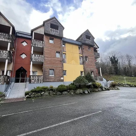 Lejlighed Avec Piscine Chauffee, Parking Et Vue Montagne A - Fr-1-812-77 *